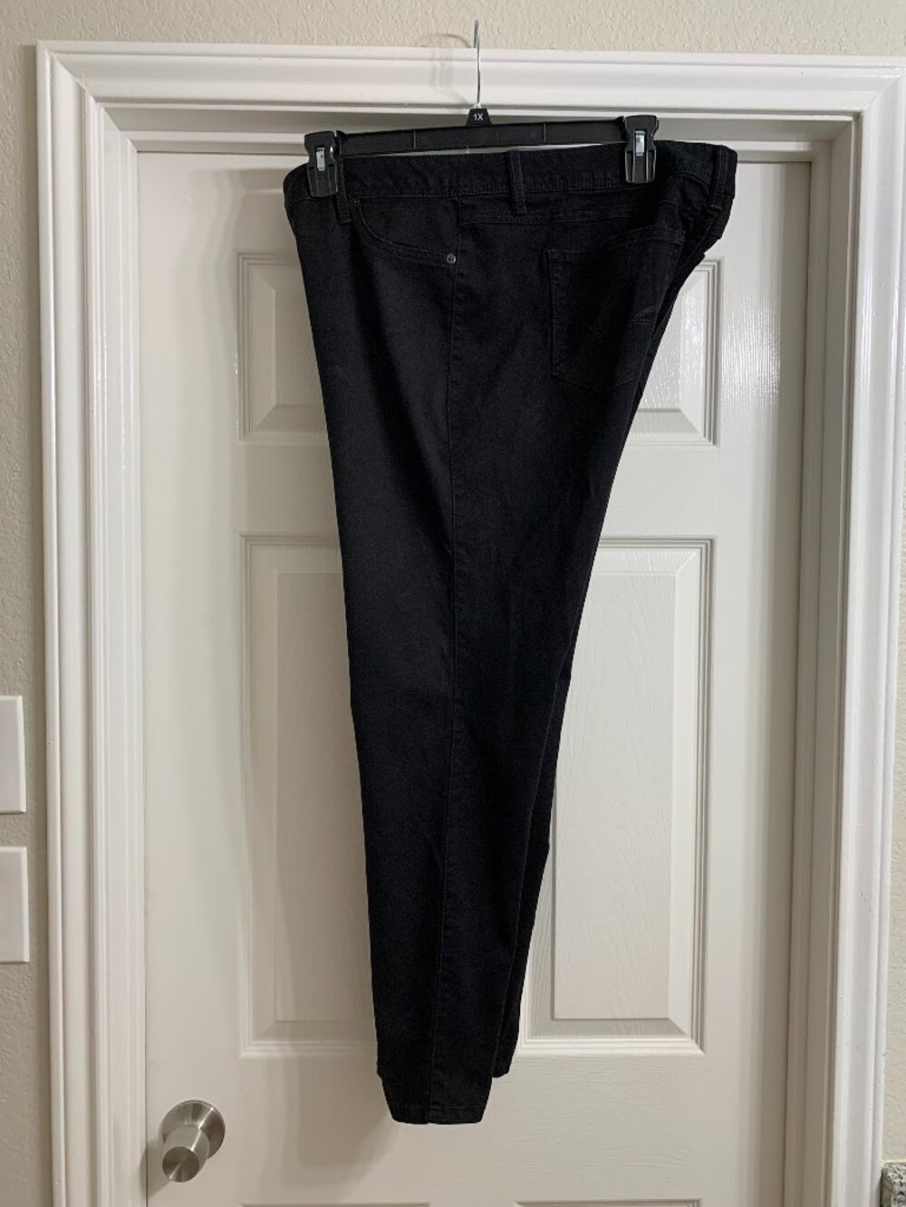 Roz & Ali Women's Black Pants, Size 16 Short